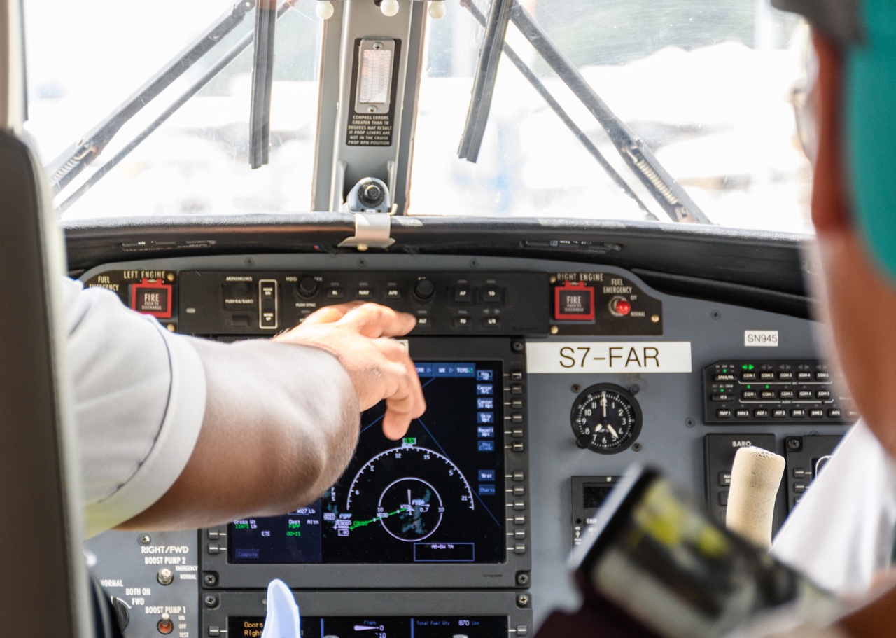 single pilot jets cockpit